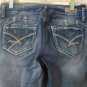 Amethyst Cropped Jeans.  Size 9